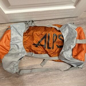 Alps Mountaineering Lightweight Compression Sack